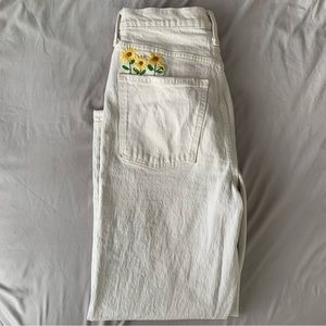 Embroidered Universal Thread Vintage Straight Jeans size 4/27